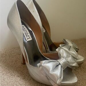 Badgley Mischka Metallic Silver Heels with Bow